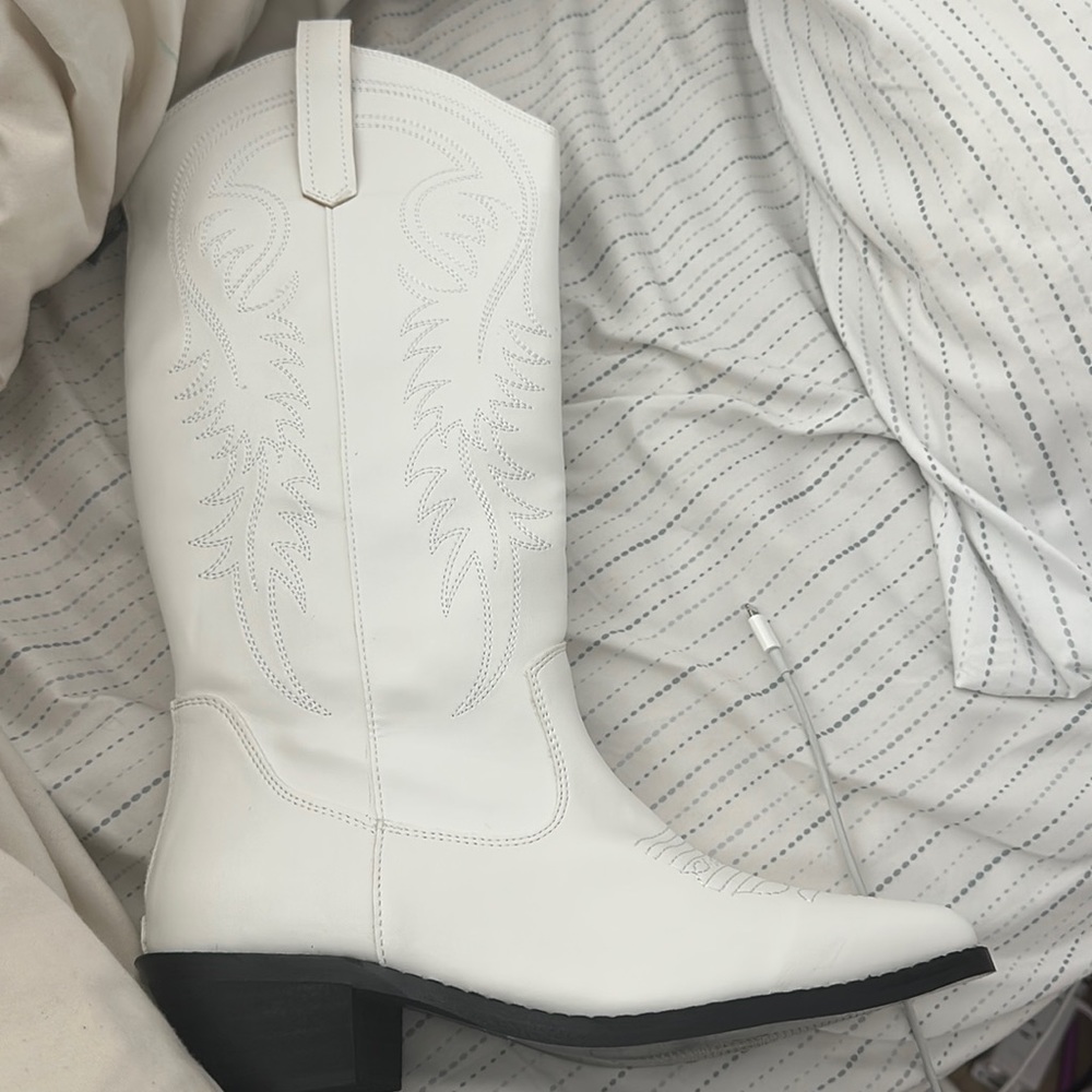 white cowboy boots